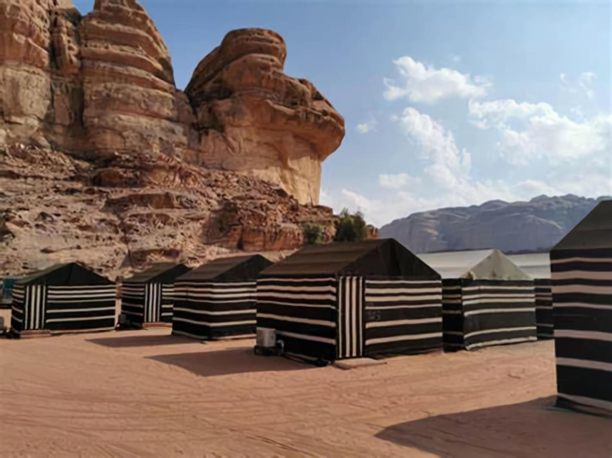 Sultan Al_ wadi rum Hotel Bagian luar foto